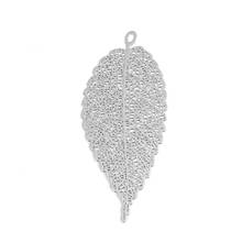 DoreenBeads de filigrana de cobre estampado colgantes de oro de Color plata colgantes de hojas de la joyería de DIY 5,5 cm x 2,4 cm 10 Uds 2024 - compra barato