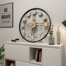 Reloj sencillo y silencioso europeo y americano, artesanía moderna, de hierro, decoración creativa para sala de estar, reloj de pared 2024 - compra barato