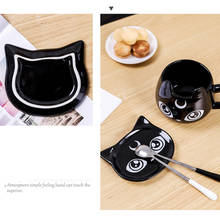 Taza de cerámica con diseño de gato negro y dibujos animados, taza de café de cerámica con mango izquierdo y derecho, diseño de personalidad creativa, tazas de pareja con posavasos 2024 - compra barato
