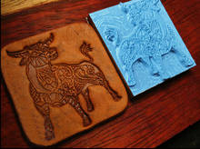 Molde de patrón de cuero de vaca especial, herramientas de trabajo de cuero de diseño único, para tallar golpes, sello artesanal 2024 - compra barato