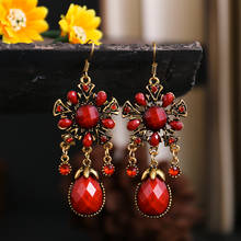 Pendientes étnicos con borla de flor roja para mujer, aretes indios Jhumka de piedra Retro gitana, joyería de moda 2020 2024 - compra barato