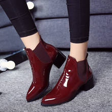 Botas femininas elásticas de couro, sapatos da moda com salto baixo pontudo sexy, calçados na moda, novidade, 2020 2024 - compre barato