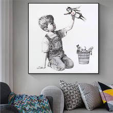 Картины Бэнкси с изображением маленького мальчика, настенные картины, художественные плакаты и принты, черно-белые Угловые настенные картины для домашнего декора комнаты 2024 - купить недорого