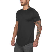 Muscleguys Сетчатая футболка мужская одежда для спортзала футболки с коротким рукавом для фитнеса мужские летние повседневные модные облегающие футболки Бодибилдинг топы 2024 - купить недорого