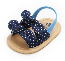 Sandalias de suela blanda para bebé y niña, zapatos de playa de princesa para verano, de 0 a 18 meses 2024 - compra barato