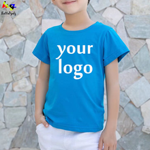 Новая летняя футболка с короткими рукавами для мальчиков с логотипом на заказ; Детская однотонная одежда с круглым вырезом; Детская повседневная футболка; Топы 2024 - купить недорого