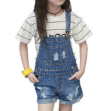 Летний детский костюм для активных игр для девочек комбинезоны для девочек, джинсовые шорты, детские рваные джинсы для девочек-подростков, шорты на подтяжках комбинезон одежда От 3 до 14 лет 2024 - купить недорого