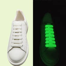 1 пара светящиеся шнурки на плоской подошве парусиновые кроссовки шнурки светится в темноте ночи Цвет флуоресцентные шнурки для обуви 2024 - купить недорого