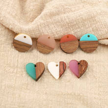 2 pçs coreano amor coração redondo brinco resina encantos feitos à mão jóias descobertas brincos de madeira colar pingente diy acessórios 2024 - compre barato