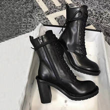 Botas militares de combate para mujer, zapatos elegantes con tacón alto y Botines de Cuero en color negro 2024 - compra barato