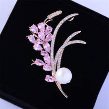 AAA Zircon Rosa Flores de diamantes de imitación broche de perlas broches floral de cristal para los hombres y las mujeres traje de Navidad Pin insignias joyería regalos 2024 - compra barato