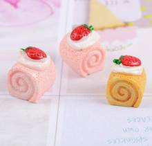 Simulador de creme morango bolo de resina cabochão com costas planas cabochão kawaii artesanato de resina decoração em miniatura casa de bonecas 2024 - compre barato