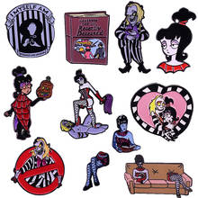 BBeetlejuice-insignia de película gótica para mujer, broche de Lydia, manual de medio cuerpo para el Pin recién muerto, regalos de Halloween 2024 - compra barato