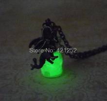 Collar de dragón que brilla en la oscuridad, joya verde de fantasía brillante en bronce, 12 unids/lote 2024 - compra barato