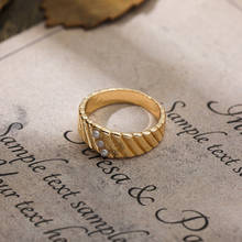 Модные геометрические кольца с золотыми круассанами для женщин, минималистичные витые кольца на цепочке, ювелирные изделия 2021 2024 - купить недорого