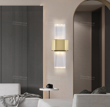 Lámpara de pared de cristal cuadrada grande posmoderna, personalidad simple, sala de estar, dormitorio, luz de lujo y lámparas atmosféricas 2024 - compra barato