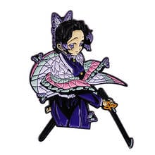 Pin de solapa Demon Slayer Kimetsu No Yaiba, chica de Anime, mariposa, Shinobu Kochou con broche de espada 2024 - compra barato