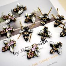 4 pcs/lot Bees sequins Rhinestones bead brooch patches applique sew on beading qpplique clothes shoes bags decoration patch DIY 2024 - buy cheap