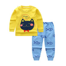 Пижамы с героями мультфильмов для маленьких мальчиков и девочек, хлопковая Футболка с принтом акулы штаны, пижамные комплекты из 2 предметов повседневная детская одежда для сна для девочек 2024 - купить недорого