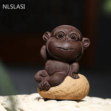 Chinês roxo argila chá pet boutique ornamentos sorte macaco estátua de chá estatueta artesanal conjunto de chá acessórios artesanato presentes 2024 - compre barato