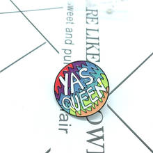 Новинка 2019, Европейская и американская бижутерия, креативная цветная круглая буква «Да королева», капельная брошь, индивидуальный значок на рубашку дикого рюкзака 2024 - купить недорого