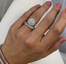 Женское кольцо из серебра 925 пробы, с инкрустацией бриллиантами 2 карата 2024 - купить недорого