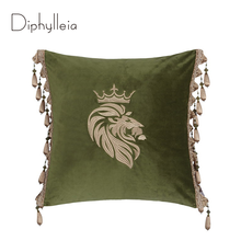 Diphylleia-Funda de cojín de terciopelo europeo de lujo, con corona de León bordado, verde oliva, para sala de estar, sofá, silla, funda de almohada con borla 2024 - compra barato