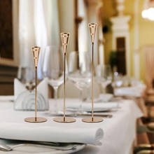 Porta-velas de metal, suporte europeu dourado e prateado para festa de casamento, castiçal requintado, decoração de mesa de luxo 2024 - compre barato