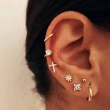 Pendientes con personalidad de moda para mujer, conjunto de siete piezas con Clip de oreja de pendiente cruzado de diamante completo creativo, regalo de fiesta de tendencia 2021 2024 - compra barato