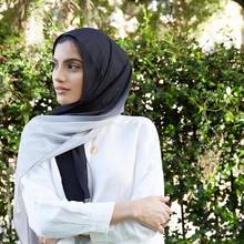 Популярная ручная роспись шарф хиджаб платок женские мусульманские шифоновые, с градиентной расцветкой головной платок Малайзия новый стиль головной убор 2024 - купить недорого