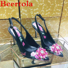 Sandalias con estampado de flores negras para mujer, diamantes de imitación, flor, punta estrecha, bombas zapatos abiertos por detrás, talla 41, zapatos de fiesta de boda para mujer 2024 - compra barato