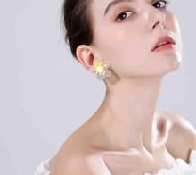 New Fashion Asymmetric Flower Drop Earrings Summer Vacation Party Jewelry Trendy Women Flower Acrylic Earrings Birthday Gift 2024 - buy cheap