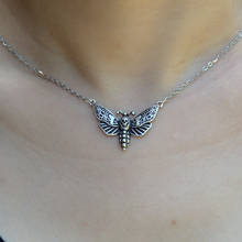 Vintage bonito borboleta colar morte cabeça borboleta pingente colar gótico jóias 2024 - compre barato