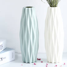 Антиосенняя офисная настольная ваза для цветов, пластиковая ваза, красивое Скандинавское балконное украшение для гостиной, цветочный горшок, ПП, небьющаяся 2024 - купить недорого