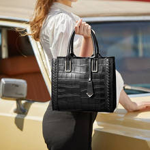Женская сумка из натуральной кожи, модная сумка из натуральной кожи с крокодиловым узором, простая дизайнерская классическая сумка-тоут через плечо 2024 - купить недорого