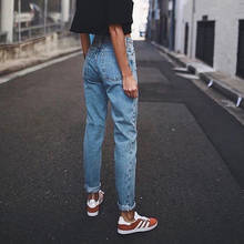 Джинсы для женщин в стиле бойфренд с высокой талией джинсы для мам размера плюс синий светильник синие джинсы 2024 - купить недорого