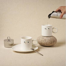 Taza de café de cerámica con apariencia de ojos Kawaii, taza de leche y té con asa para el desayuno, vasos creativos, regalo divertido, 350ml 2024 - compra barato