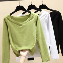 Camiseta verde con cuello en V para mujer, blusa fina de manga larga con ala verde matcha para cultivar la moral, nueva 2024 - compra barato
