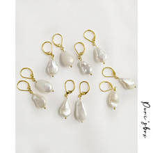 Peri'sBox-pendientes de perlas de agua dulce de forma Irregular para mujer, aretes Huggies con encanto barroco, pendientes de aro minimalistas para novia 2024 - compra barato