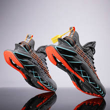 Zapatillas de correr de hoja para hombre, nuevo diseño, reflectantes, para correr de noche, estables, a la moda 2024 - compra barato