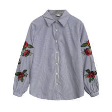 Camisa blanca de talla grande para mujer, blusa holgada de algodón con bordado de flores rosas, tops de manga larga con cuello vuelto 2024 - compra barato
