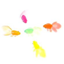 Бесплатная доставка 20 шт резиновая имитация маленькая золотая рыбка детская игрушка украшение игрушка для ванны 2024 - купить недорого