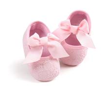 Sapatos de algodão infantil antiderrapante para meninas, calçados para bebês recém-nascidos com laço de princesa, sapatos infantis de enfiar para primeiros passos rosa/branco/vermelho 2024 - compre barato