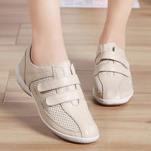 Zapatos blancos de cuero para mujer, calzado Retro fácil de combinar con Velcro, para papá, novedad de otoño 2024 - compra barato