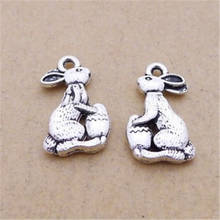 Pingente coelho prata antigo 10*17mm, charmoso coelho para fazer joias 2024 - compre barato