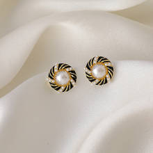 2020 New Arrival Trendy Round Simulated-pearl Elegant Round Stud Earrings For Women Metal Jewelry Oorbellen Gift 2024 - buy cheap