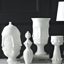 Jarrón de cabeza humana abstracta mate geométrico, Blanco Simple, adorno Floral multifacético moderno para sala de estar 2024 - compra barato