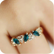 New retro sentido avó verde doce anel requintado anel de dedo fino ouro prata anel feminino moda jóias de casamento do tamanho padrão 2024 - compre barato