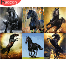 Huacan pintura a óleo por número cavalo preto pintado à mão presente original colorir por número animais kits artes modernas da parede 2024 - compre barato