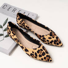 Zapatos de ballet planos con punta de leopardo para mujer, mocasines individuales de terciopelo de marca, talla grande 34-42 2024 - compra barato
